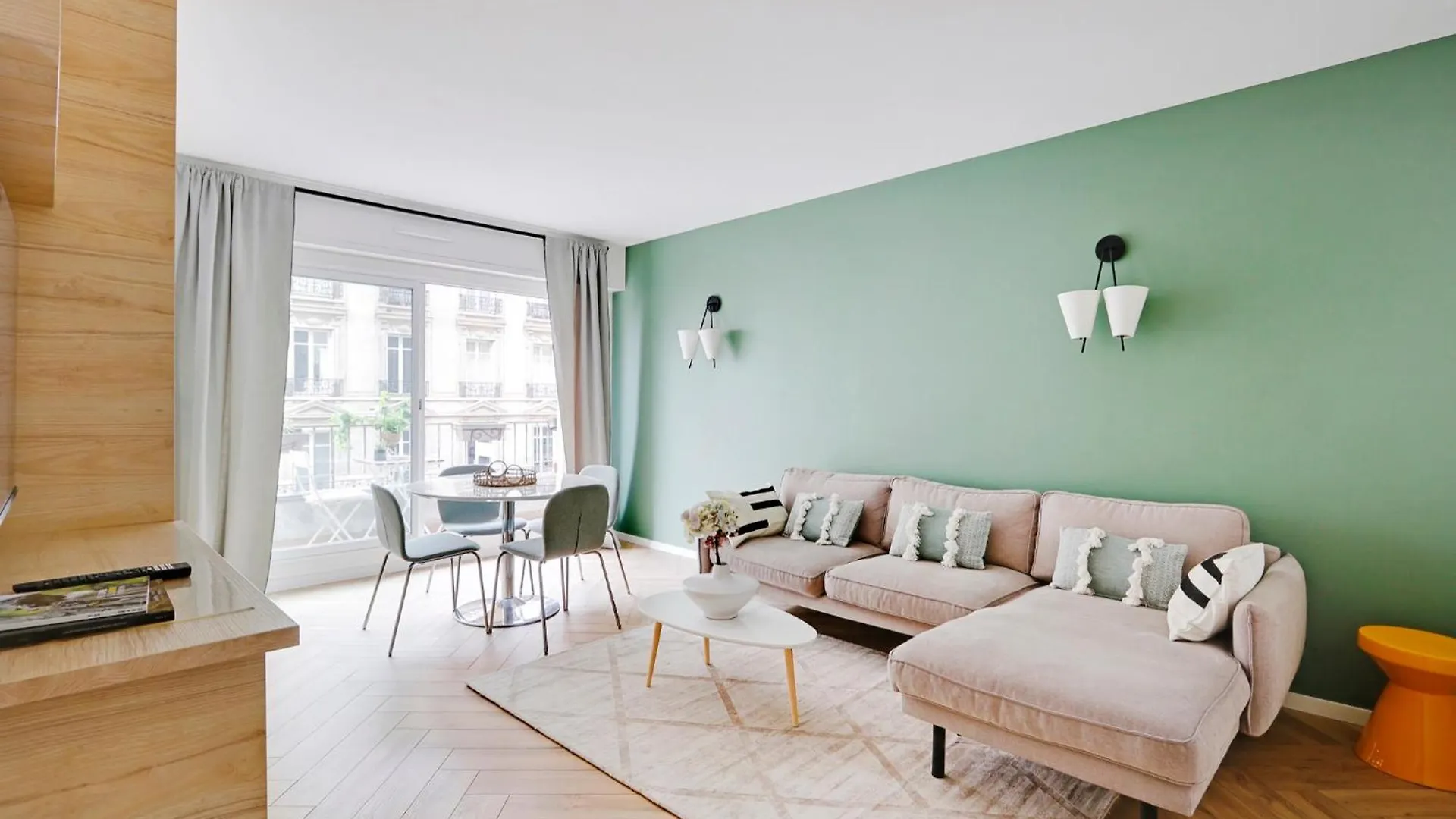 Lägenhet Charmant 3 Pieces Contemporain Avec Balcon Ensoleille Paris